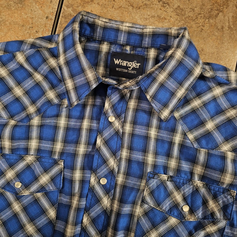 Wrangler Western Shirts Mens' XL Blue Plaid‎ pearl Snap Button Up Short Sleeve